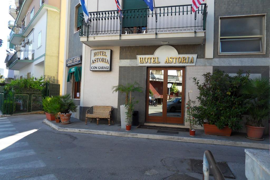 Hotel Astoria Pompeji Exteriör bild