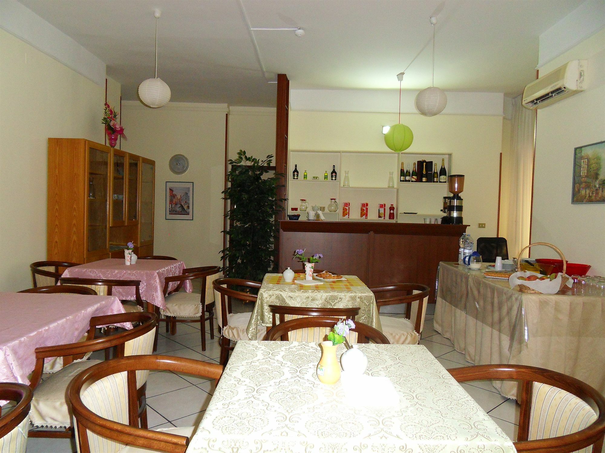 Hotel Astoria Pompeji Exteriör bild